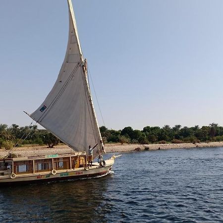 Jj Jamaica Felucca Otel Asvan Dış mekan fotoğraf