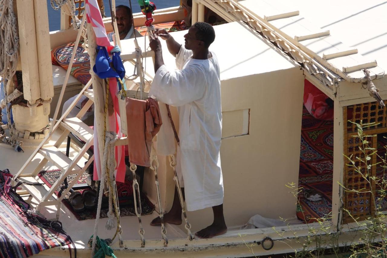 Jj Jamaica Felucca Otel Asvan Dış mekan fotoğraf