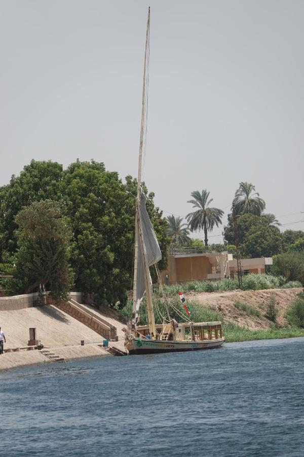Jj Jamaica Felucca Otel Asvan Dış mekan fotoğraf