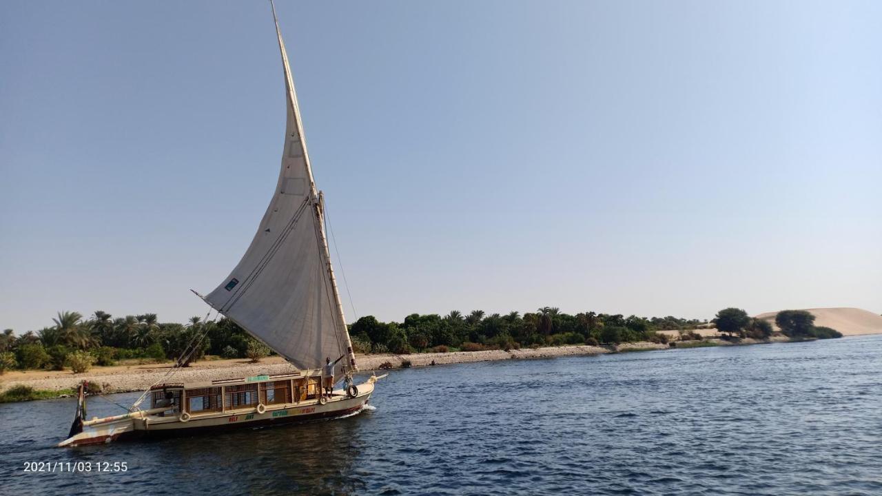 Jj Jamaica Felucca Otel Asvan Dış mekan fotoğraf