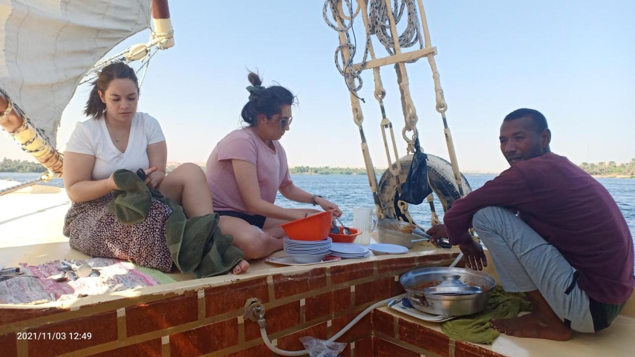 Jj Jamaica Felucca Otel Asvan Dış mekan fotoğraf